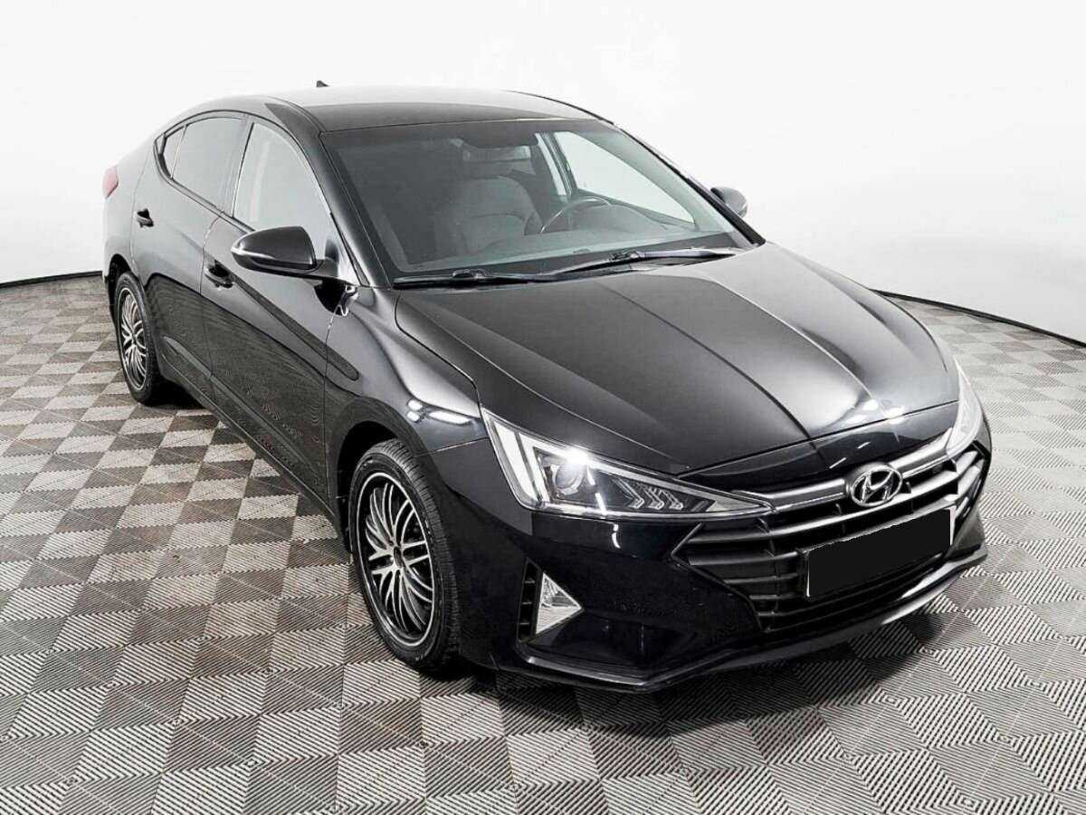 Купить Hyundai Elantra, 2019, 169 080 км, фото №2