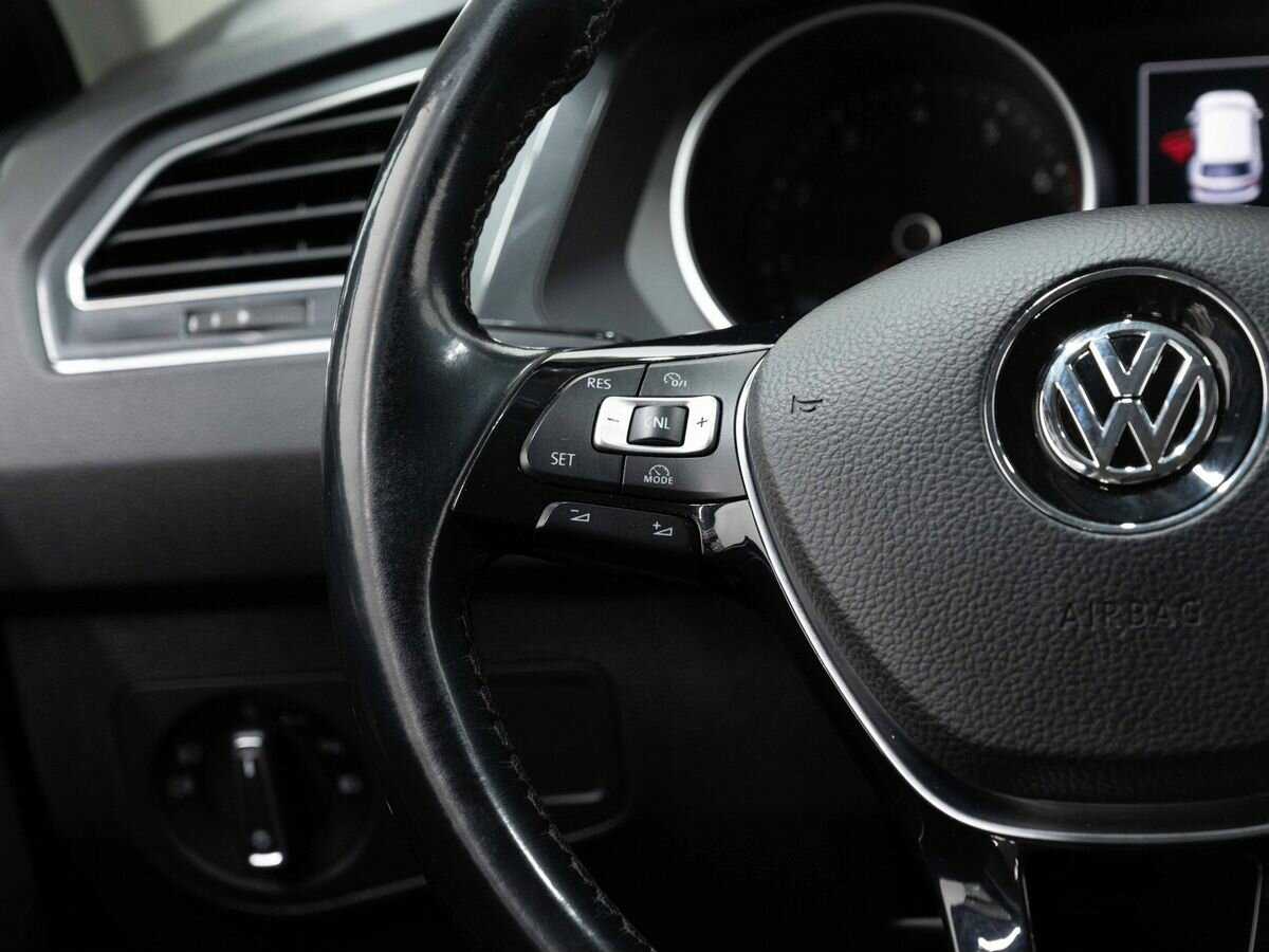 Купить Volkswagen Tiguan, 2017, 116 000 км, фото №17