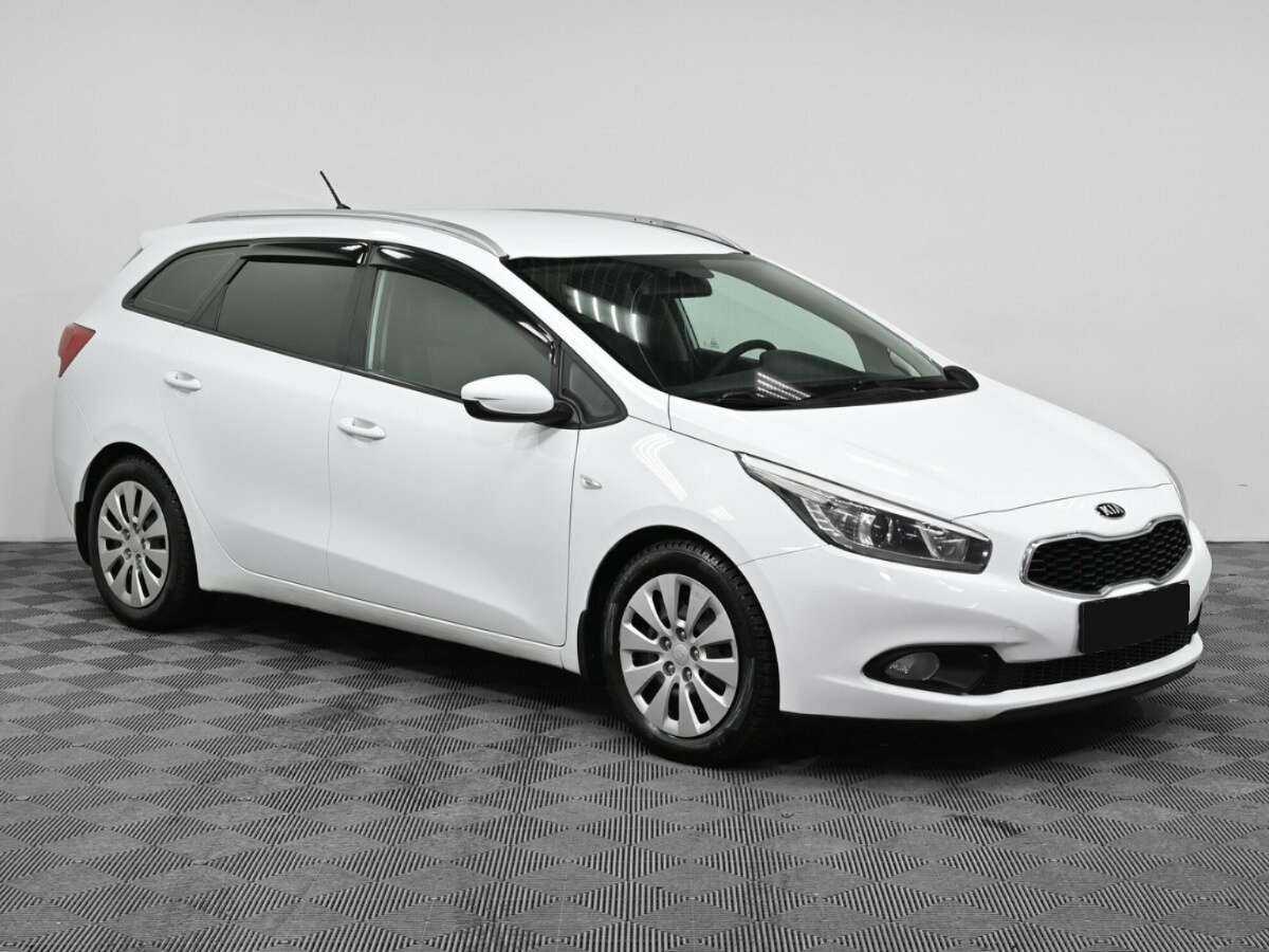 Купить Kia Ceed, 2013, 146 000 км, фото №3