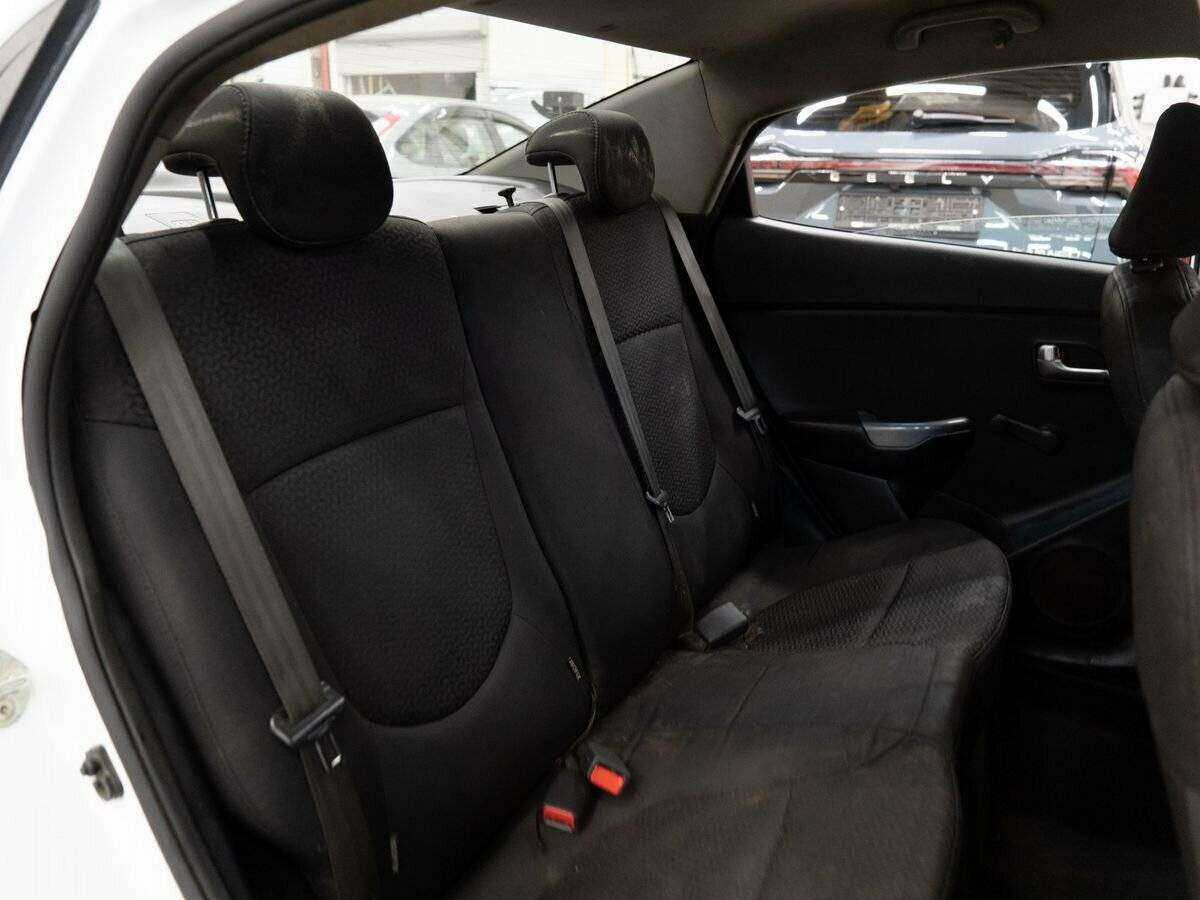 Купить Kia Rio, 2016, 196 783 км, фото №8