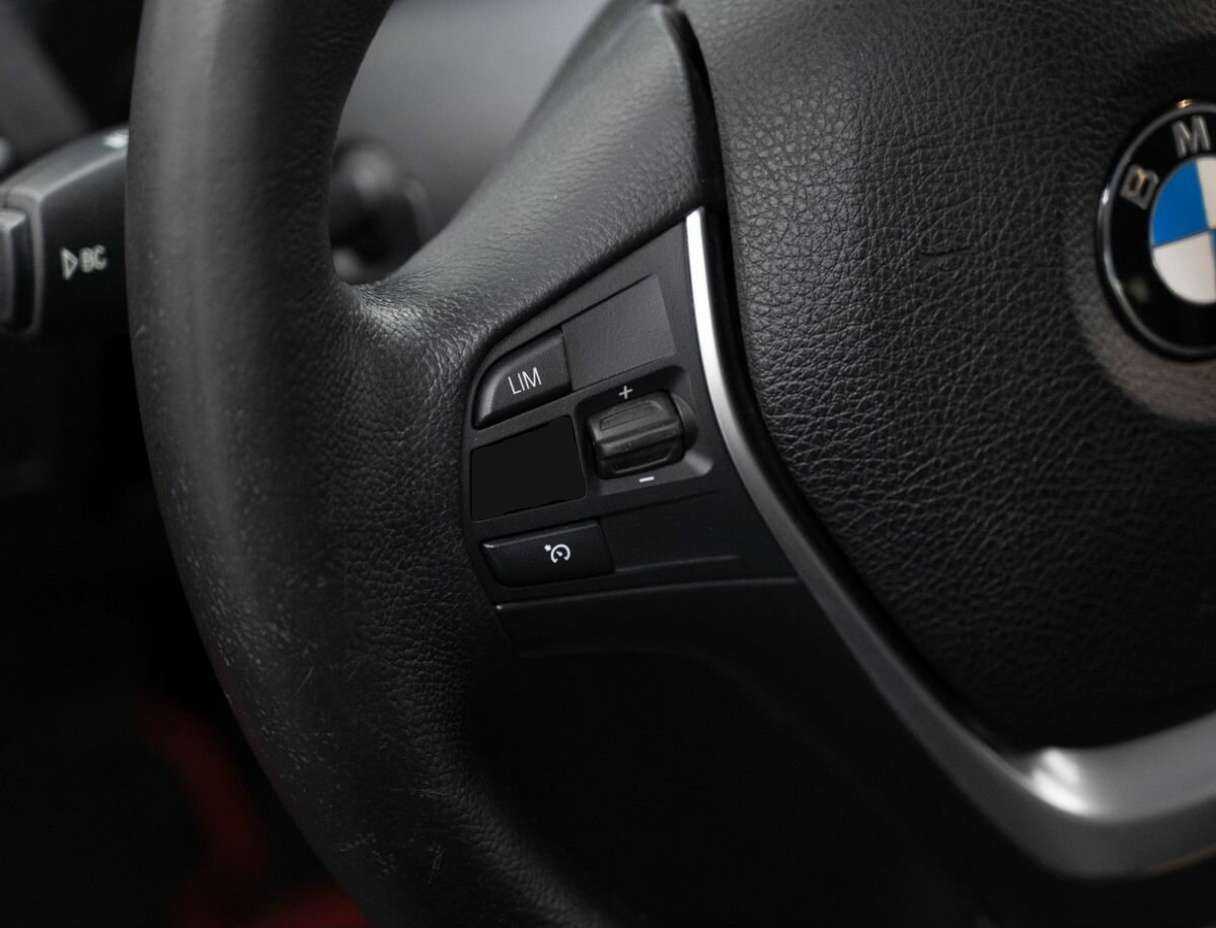 Купить BMW 1 серии 118i, 2016, 121 000 км, фото №18