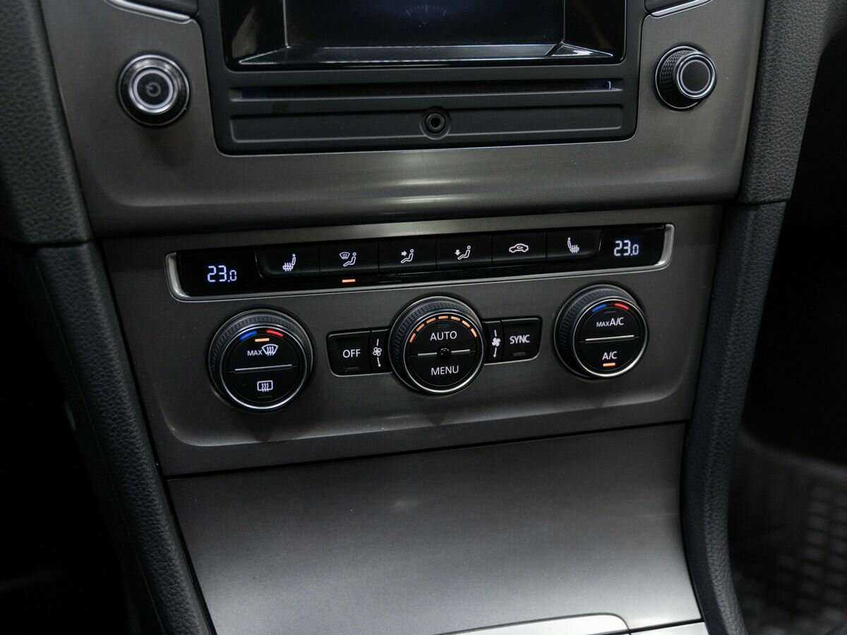 Купить Volkswagen Golf, 2014, 186 000 км, фото №21