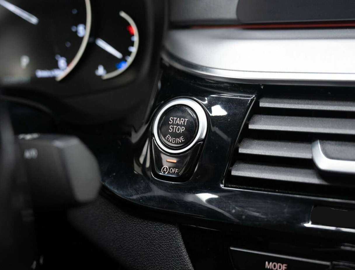 Купить BMW 5 серии 520d, 2018, 165 962 км, фото №22