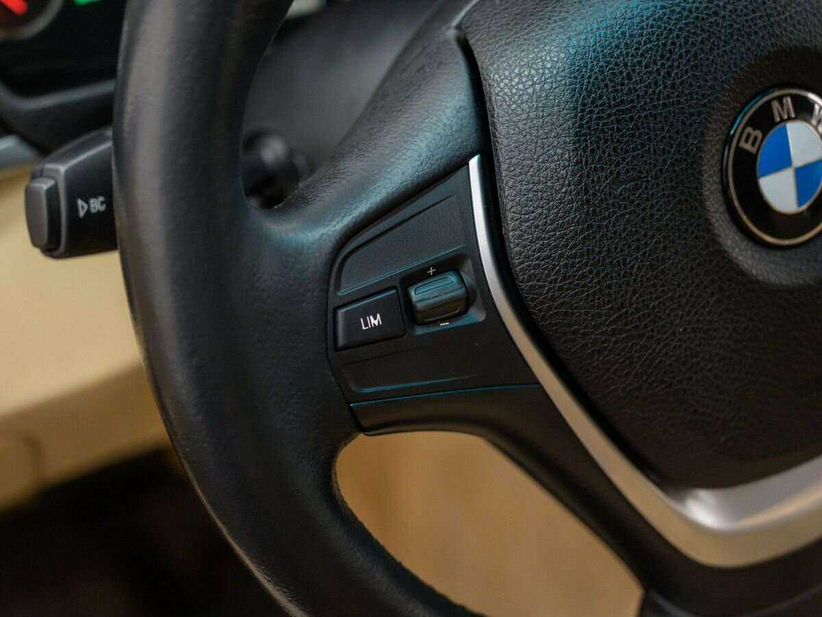 Купить BMW 3 серии 328i, 2012, 180 841 км, фото №13