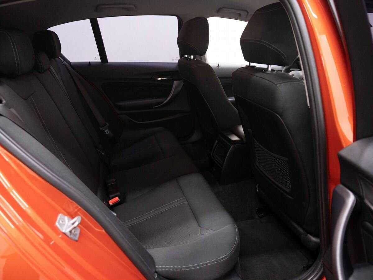 Купить BMW 1 серии 118i, 2017, 112 000 км, фото №10
