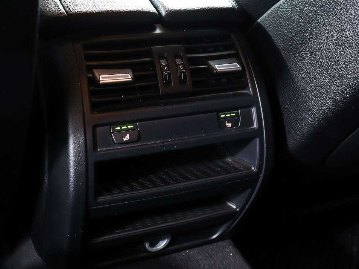 Купить BMW 5 серии 530d xDrive, 2012, 257 597 км, фото №16