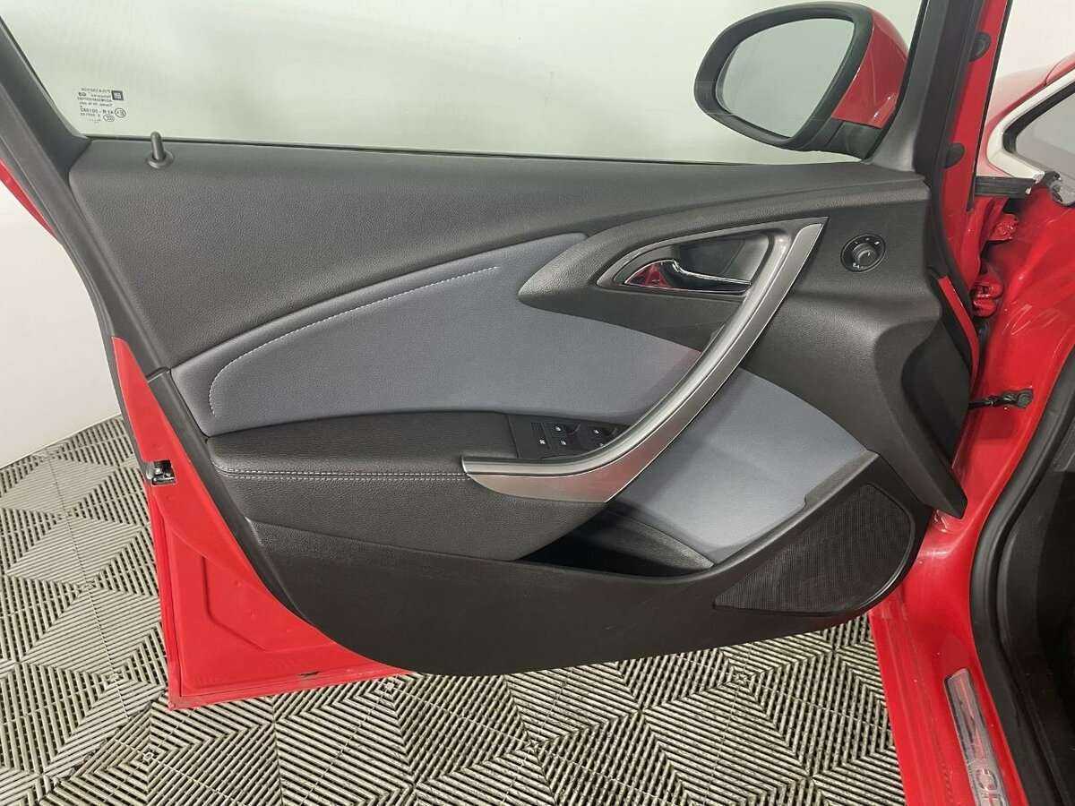 Купить Opel Astra, 2013, 112 653 км, фото №8