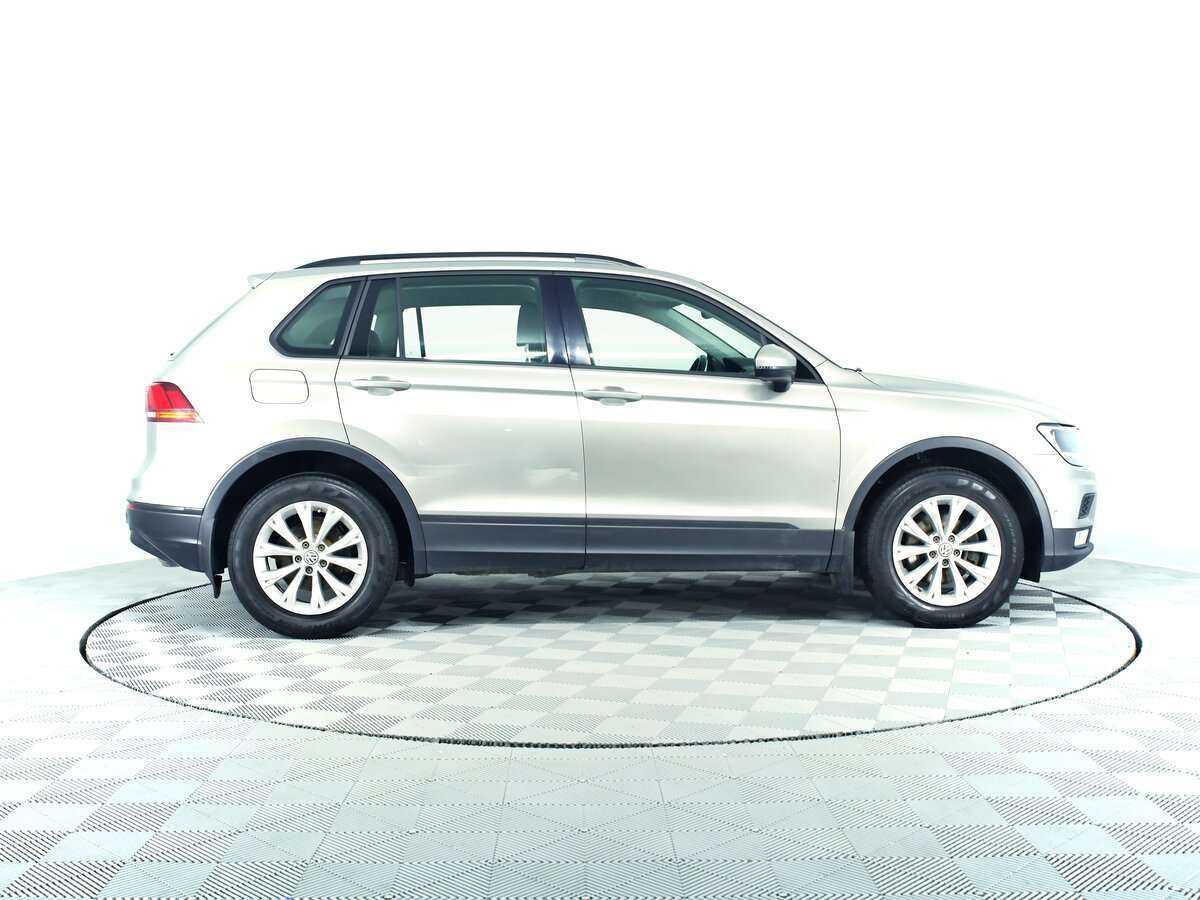 Купить Volkswagen Tiguan, 2017, 85 680 км, фото №4