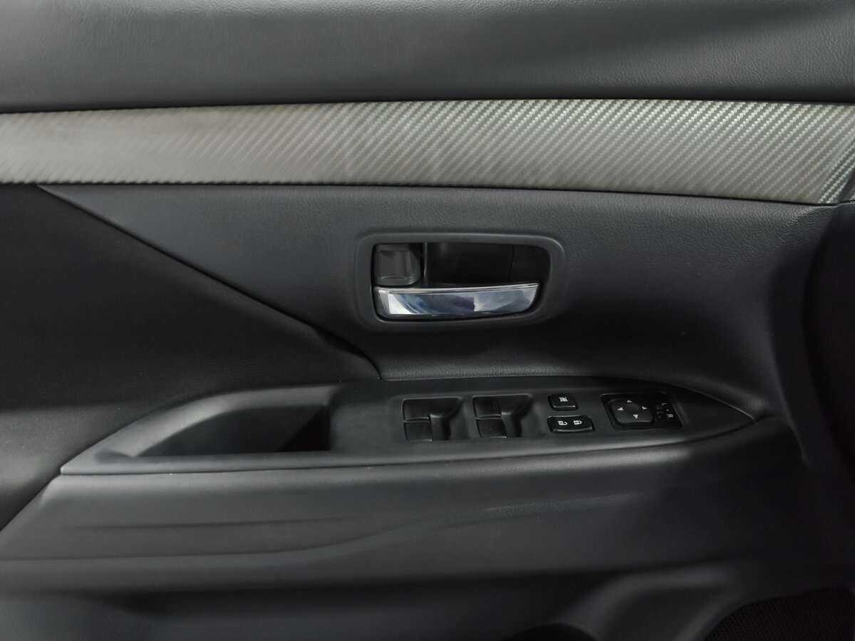 Купить Mitsubishi Outlander, 2013, 167 194 км, фото №12