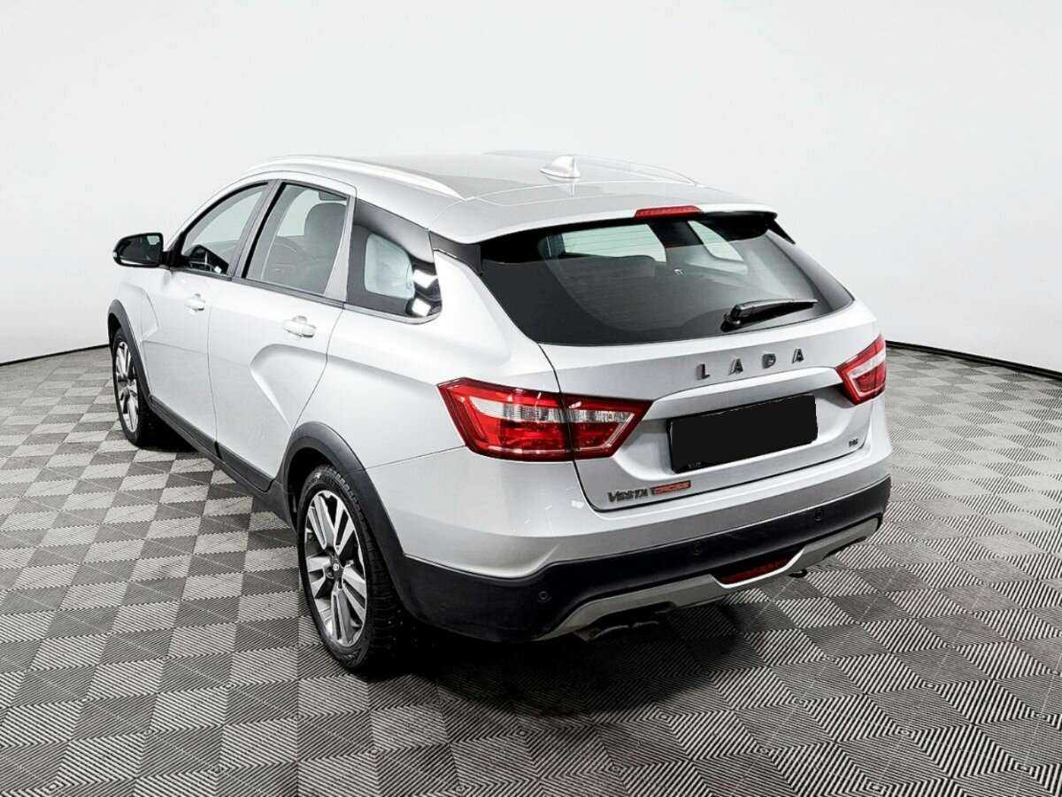 Купить Lada (ВАЗ) Vesta SW Cross, 2019, 101 038 км, фото №7