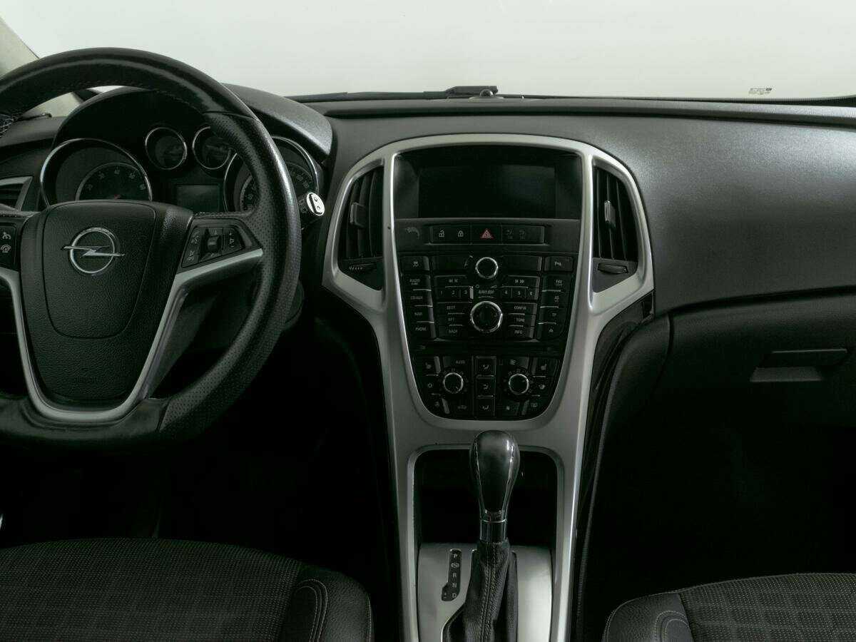 Купить Opel Astra GTC, 2013, 98 122 км, фото №10