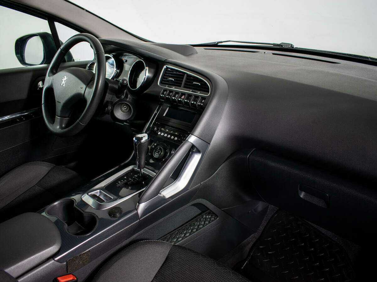 Купить Peugeot 3008, 2014, 90 058 км, фото №9