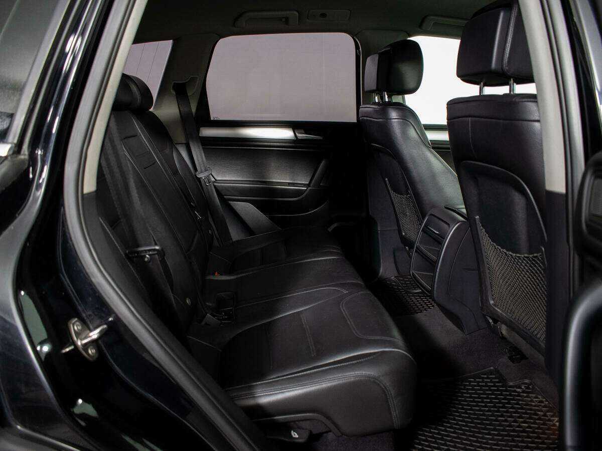 Купить Volkswagen Touareg, 2012, 127 046 км, фото №10