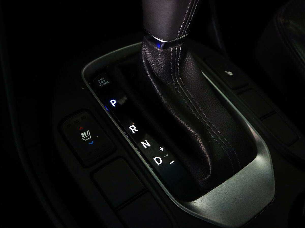 Купить Hyundai Santa Fe, 2013, 150 300 км, фото №19