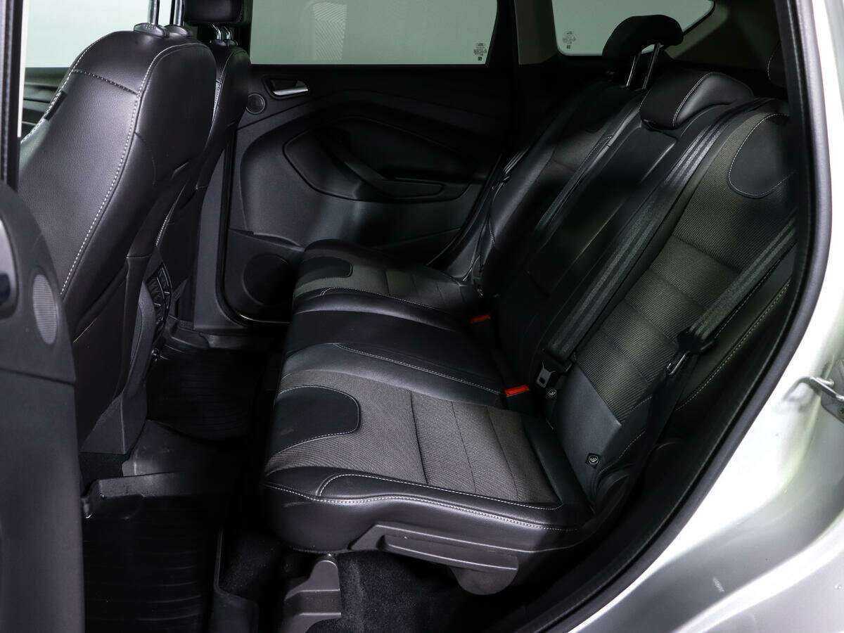 Купить Ford Kuga, 2013, 130 282 км, фото №6