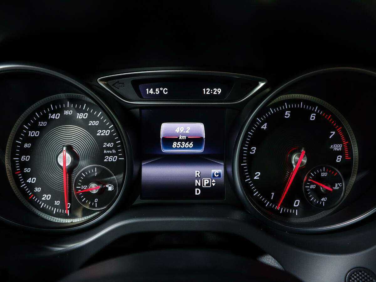 Купить Mercedes-Benz CLA 200, 2017, 85 300 км, фото №13