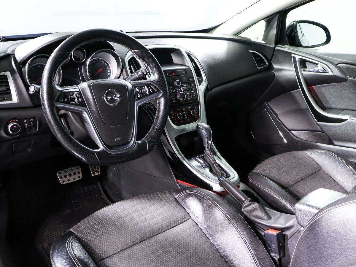 Купить Opel Astra GTC, 2013, 187 215 км, фото №14