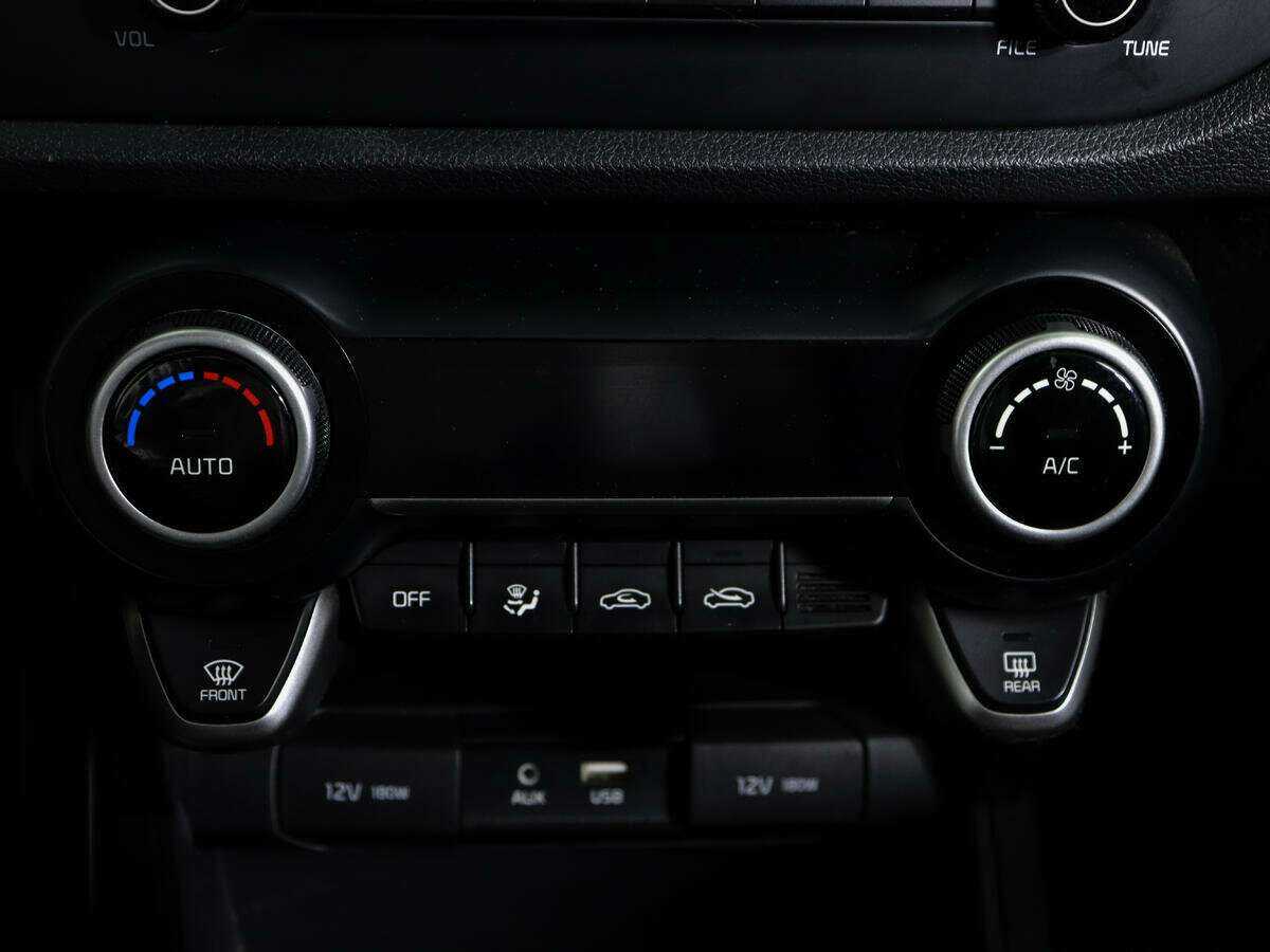 Купить Kia Rio X-Line, 2018, 98 000 км, фото №19