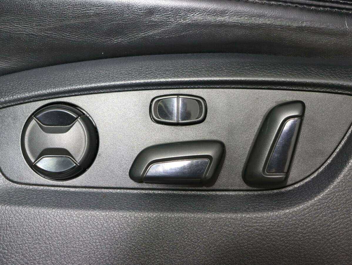 Купить Volkswagen Touareg, 2012, 189 500 км, фото №12