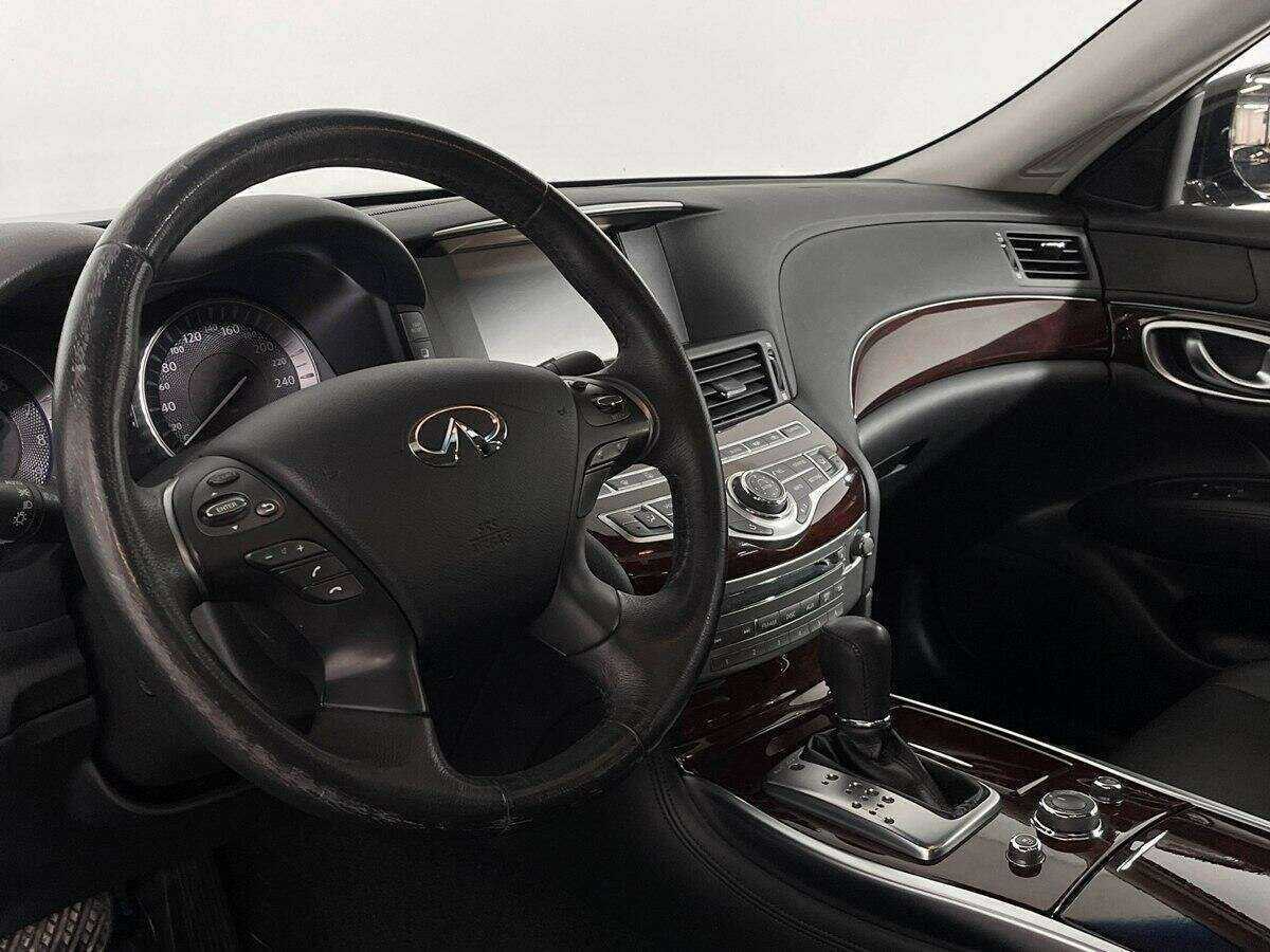Купить Infiniti Q70, 2016, 78 000 км, фото №18