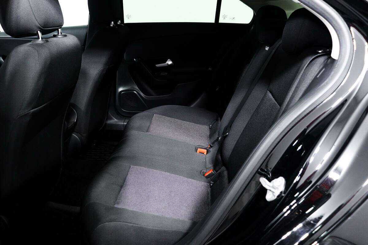 Купить Mercedes-Benz A-Класс 200, 2019, 91 100 км, фото №12