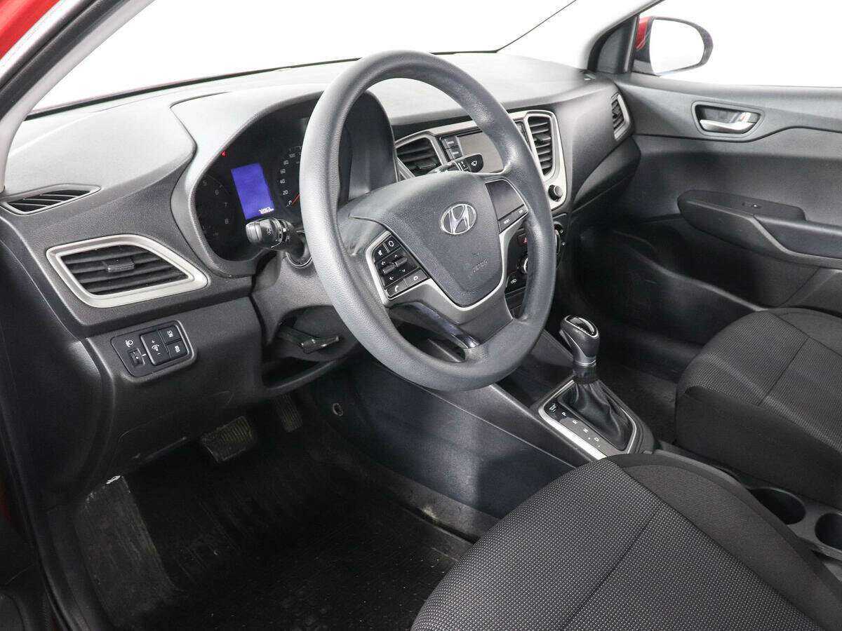 Купить Hyundai Solaris, 2021, 72 052 км, фото №8