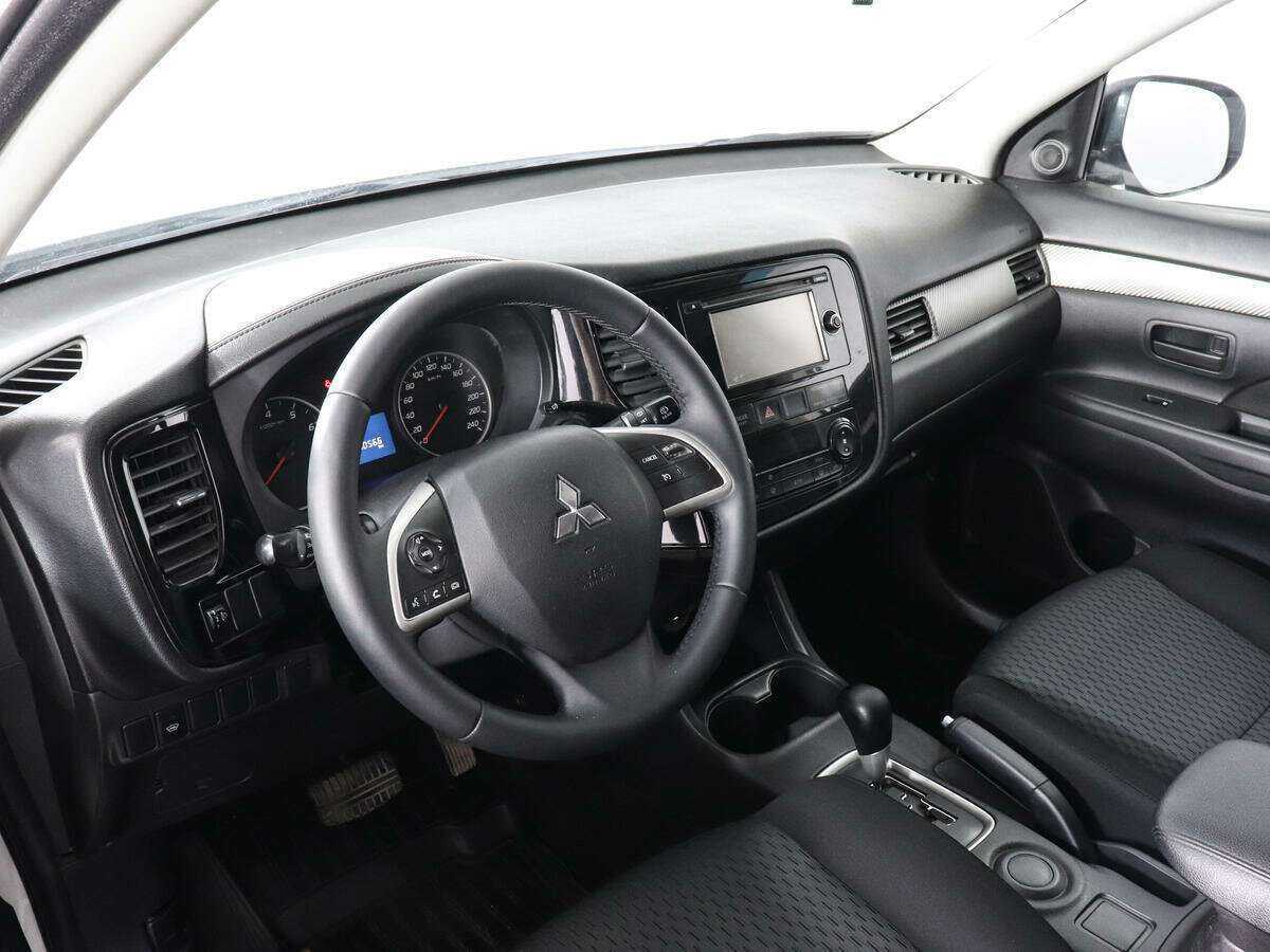 Купить Mitsubishi Outlander, 2015, 130 060 км, фото №9