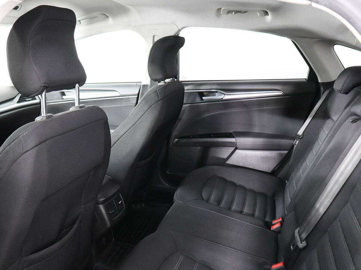Купить Ford Mondeo, 2017, 125 514 км, фото №9