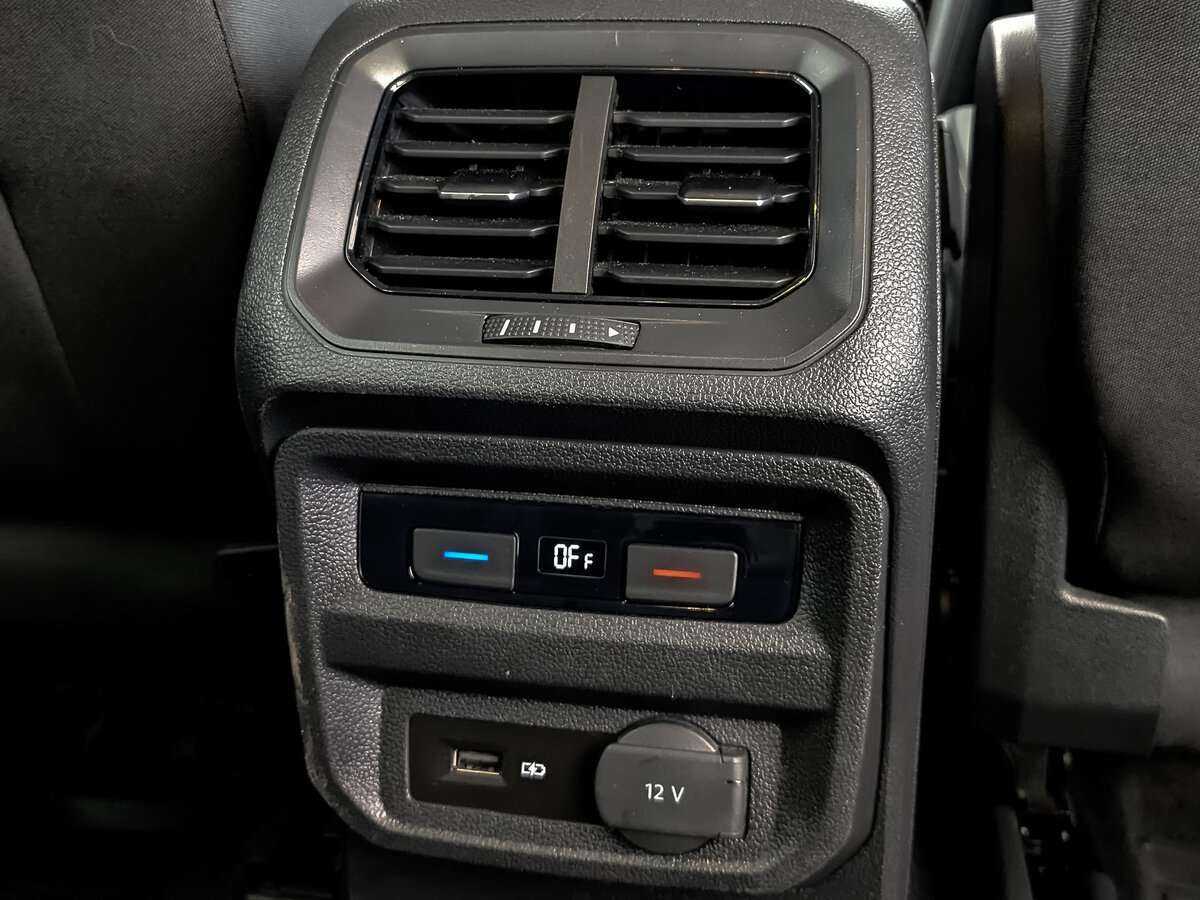 Купить Volkswagen Tiguan, 2020, 112 136 км, фото №23