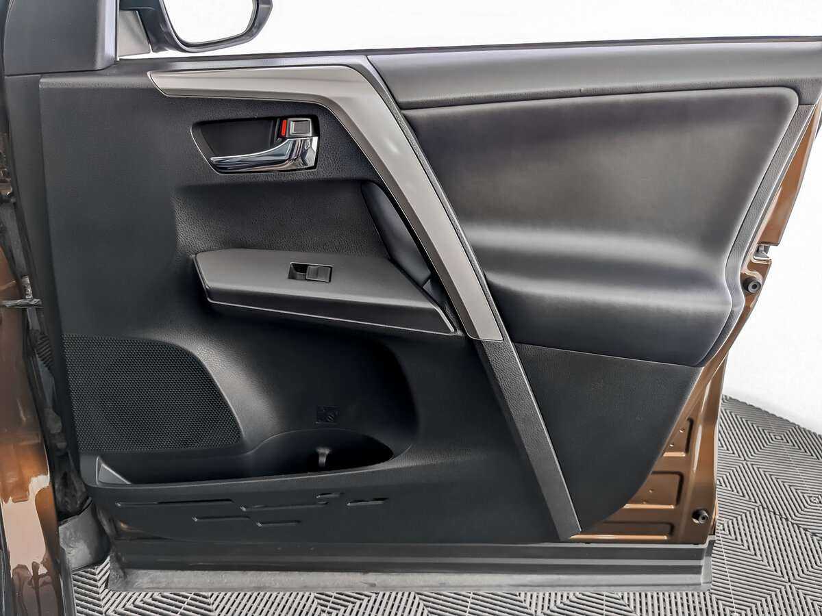 Купить Toyota RAV4, 2017, 118 000 км, фото №21