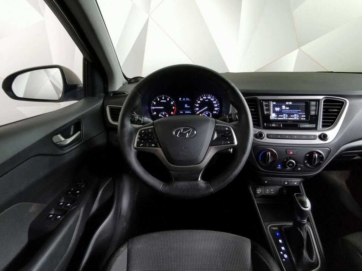 Купить Hyundai Solaris, 2017, 108 077 км, фото №15