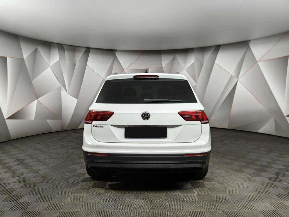 Купить Volkswagen Tiguan, 2018, 133 225 км, фото №8