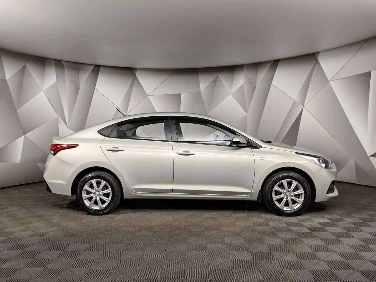 Купить Hyundai Solaris, 2019, 50 853 км, фото №6