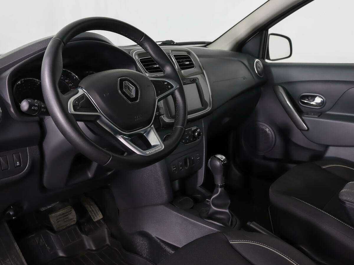 Купить Renault Logan Stepway, 2018, 37 875 км, фото №9