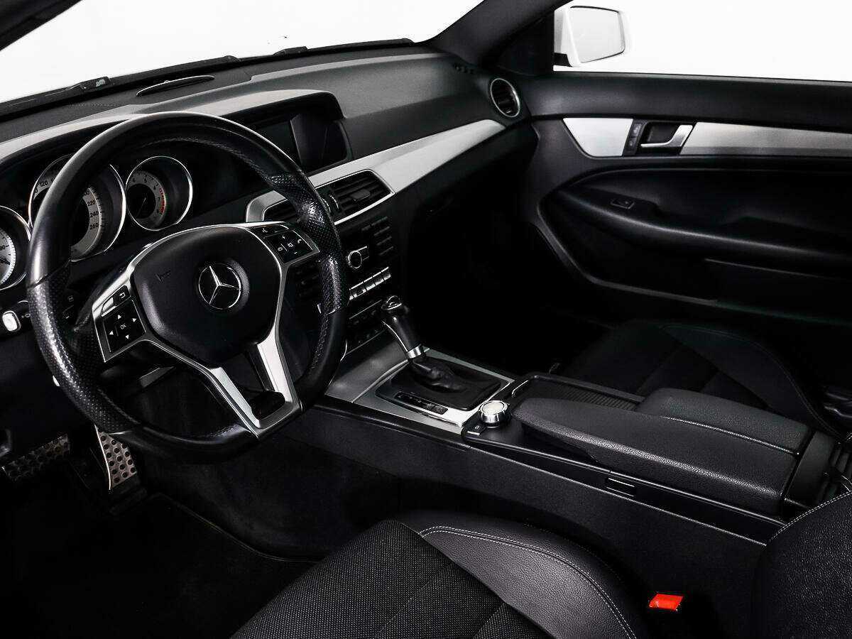Купить Mercedes-Benz C-Класс 180, 2015, 115 000 км, фото №9