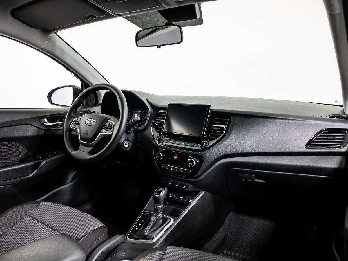 Купить Hyundai Solaris, 2021, 23 000 км, фото №9