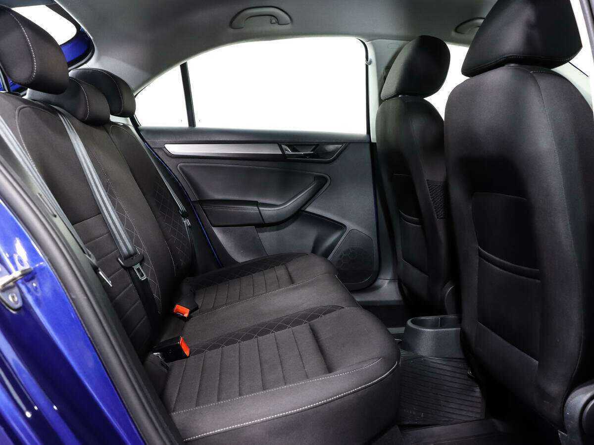 Купить Skoda Rapid, 2017, 180 828 км, фото №9