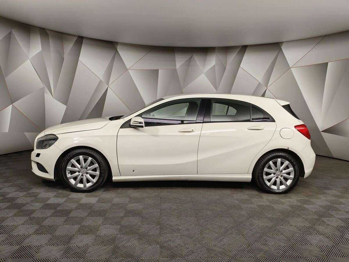 Купить Mercedes-Benz A-Класс 180, 2014, 217 768 км, фото №5