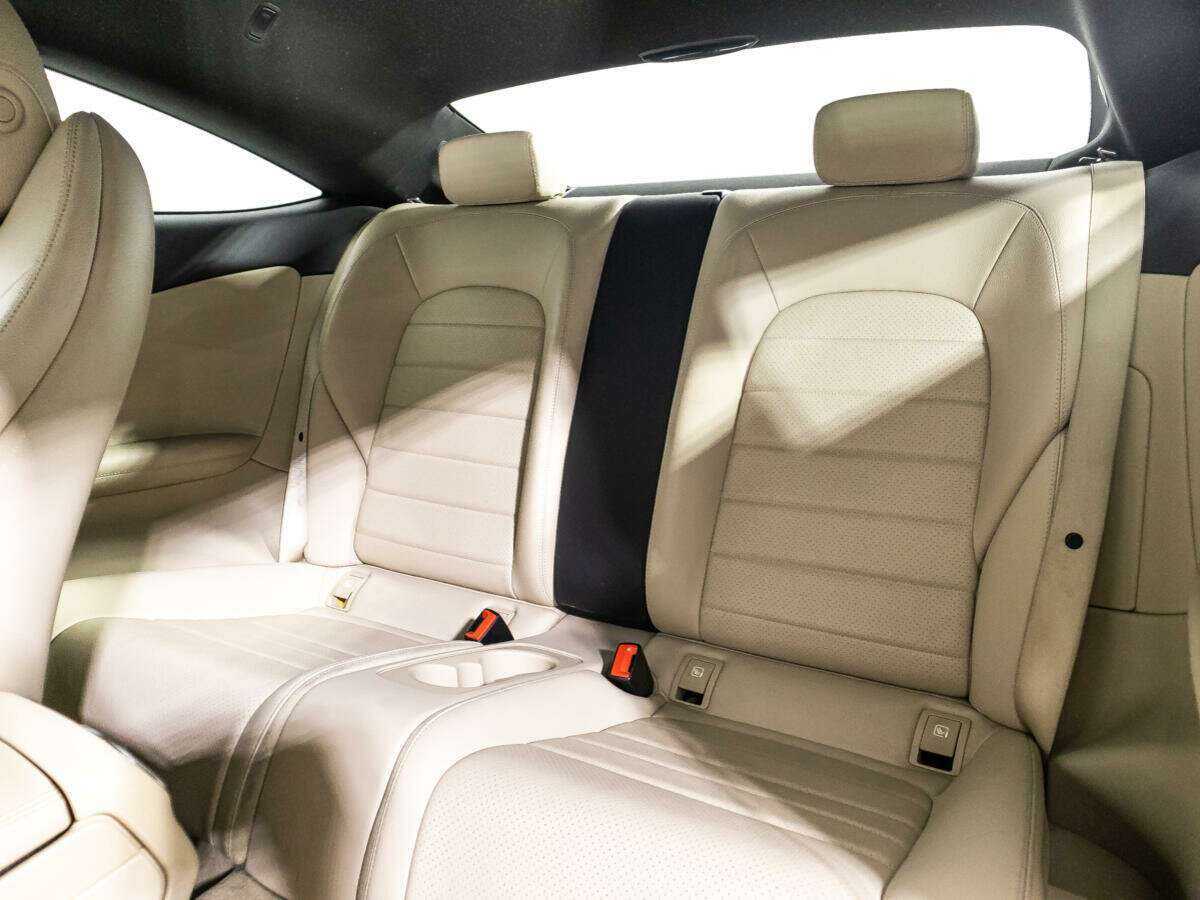 Купить Mercedes-Benz C-Класс 180, 2017, 226 598 км, фото №10