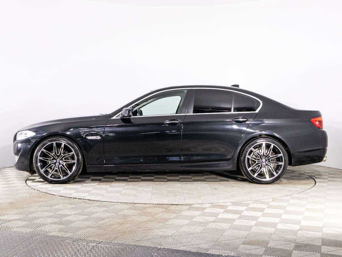 Купить BMW 5 серии 528i, 2012, 67 811 км, фото №8