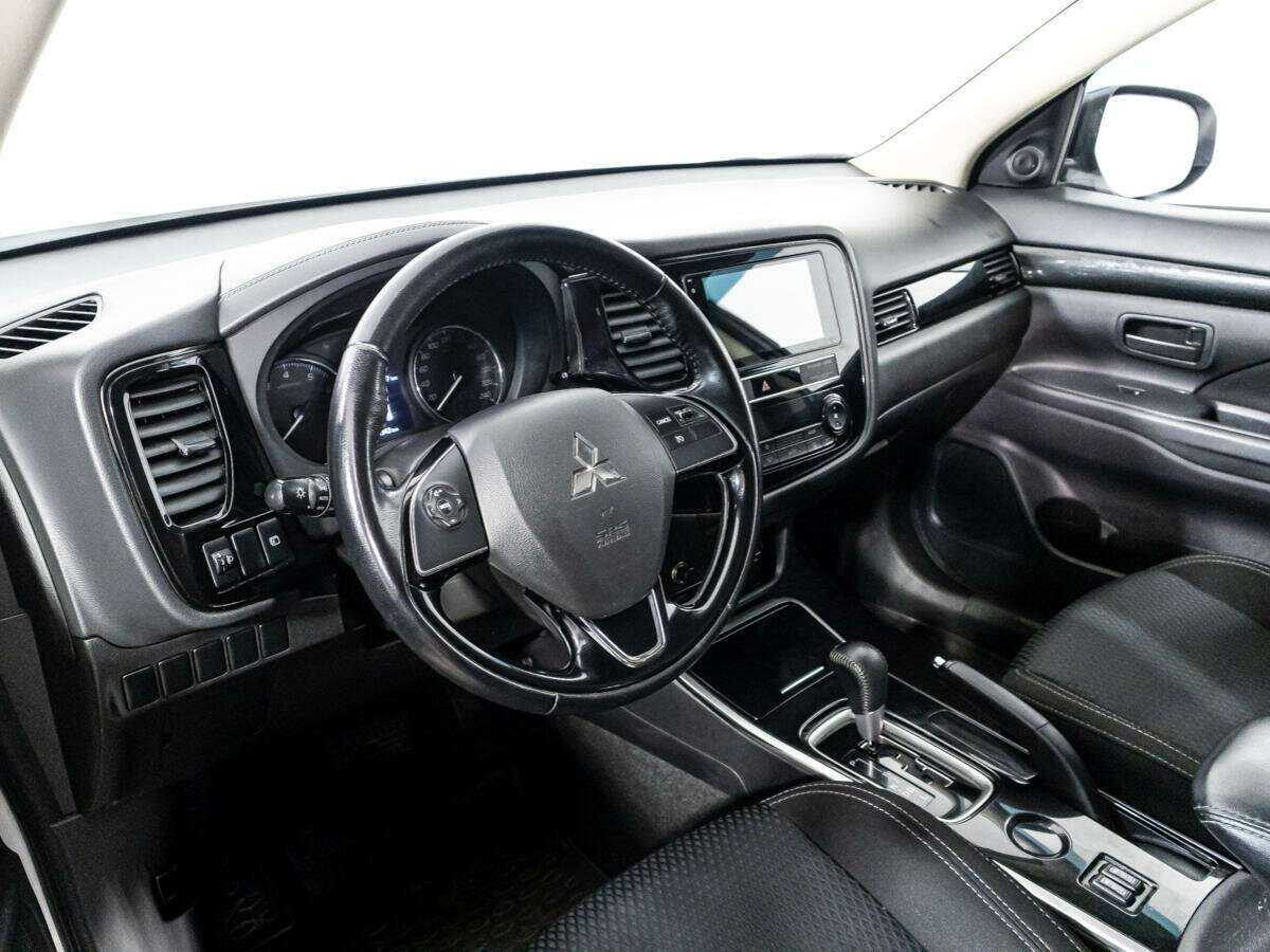 Купить Mitsubishi Outlander, 2019, 131 160 км, фото №11