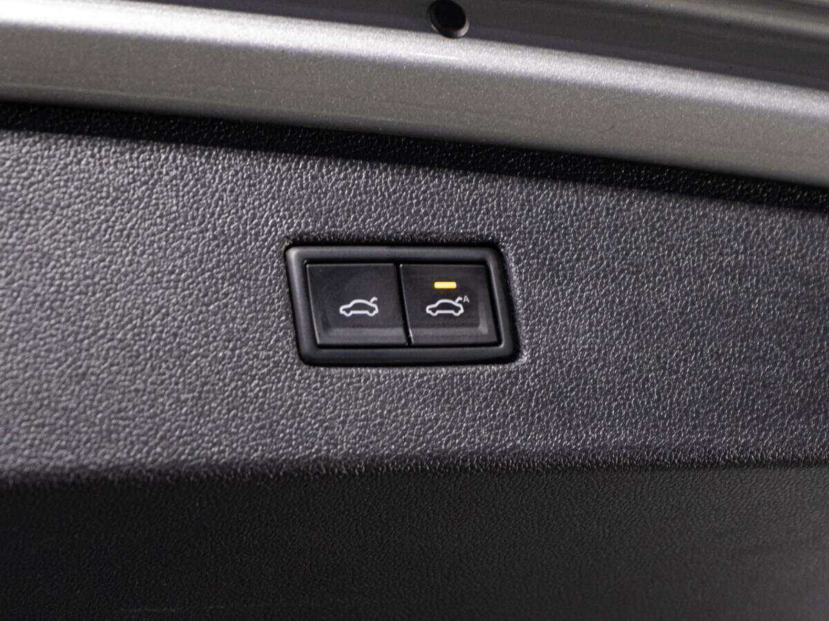 Купить Volkswagen Tiguan, 2019, 100 129 км, фото №15