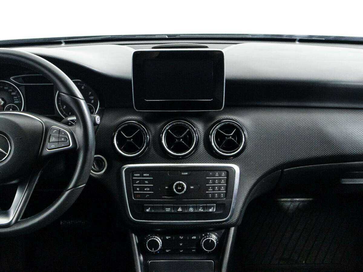 Купить Mercedes-Benz A-Класс 180, 2016, 84 242 км, фото №14