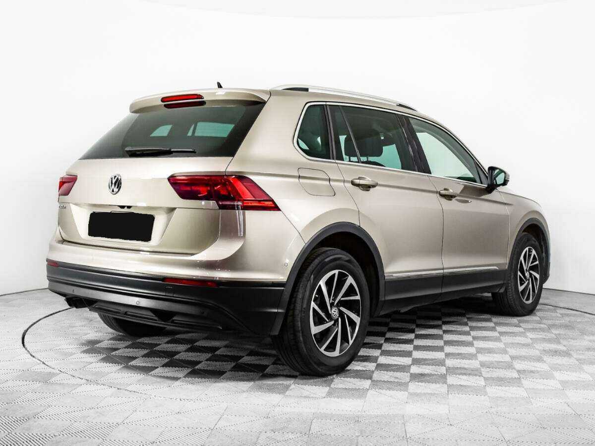 Купить Volkswagen Tiguan L, 2018, 111 982 км, фото №4
