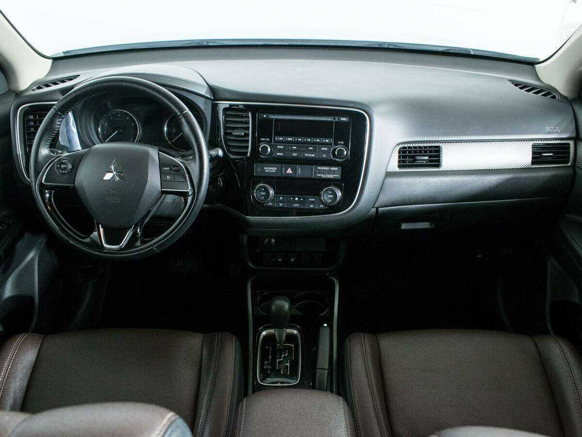 Купить Mitsubishi Outlander, 2017, 144 572 км, фото №11