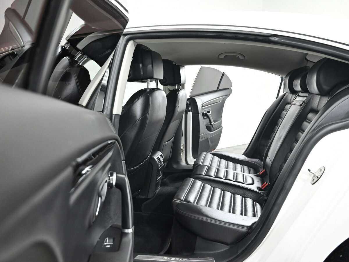 Купить Volkswagen Passat CC, 2012, 152 000 км, фото №5