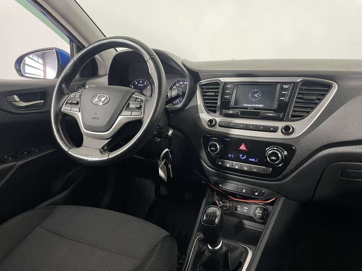 Купить Hyundai Solaris, 2017, 120 850 км, фото №8