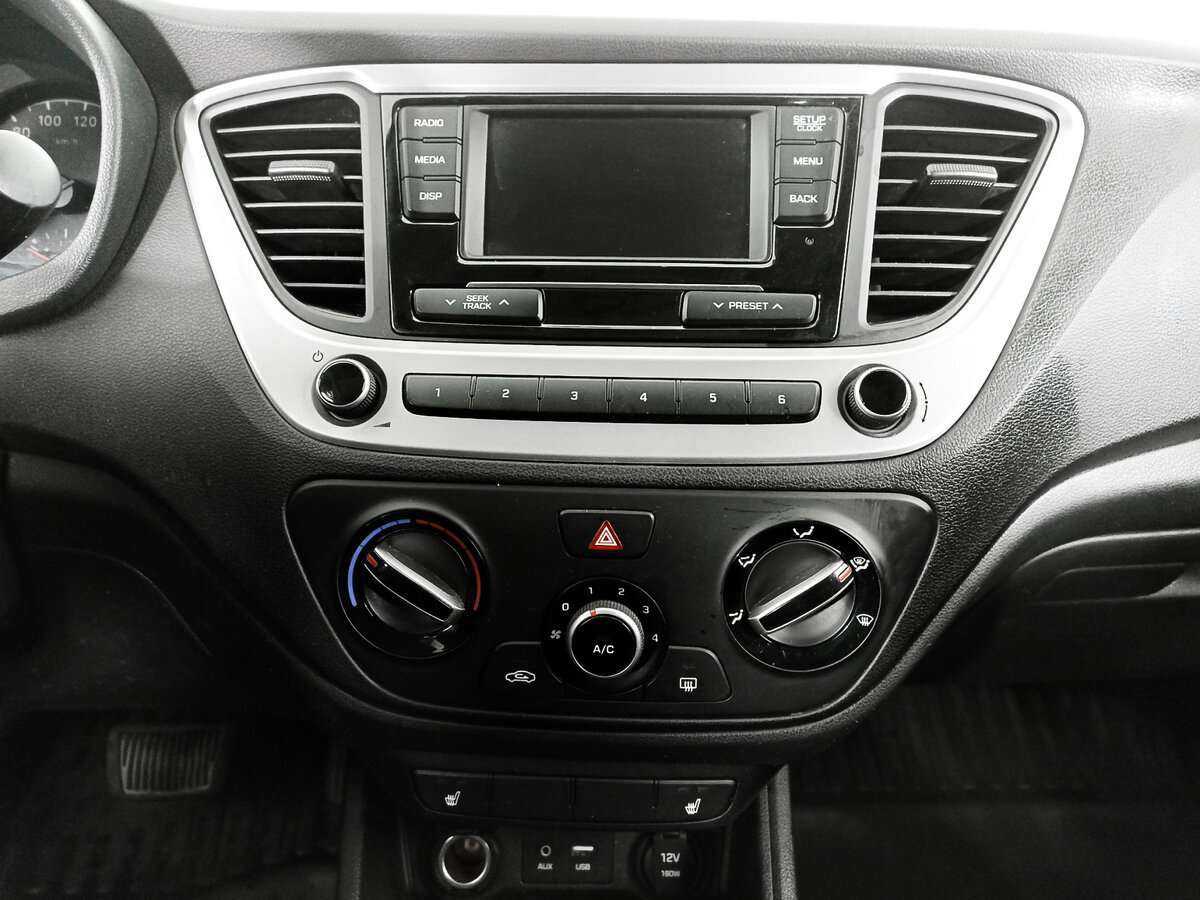 Купить Hyundai Solaris, 2017, 67 103 км, фото №13