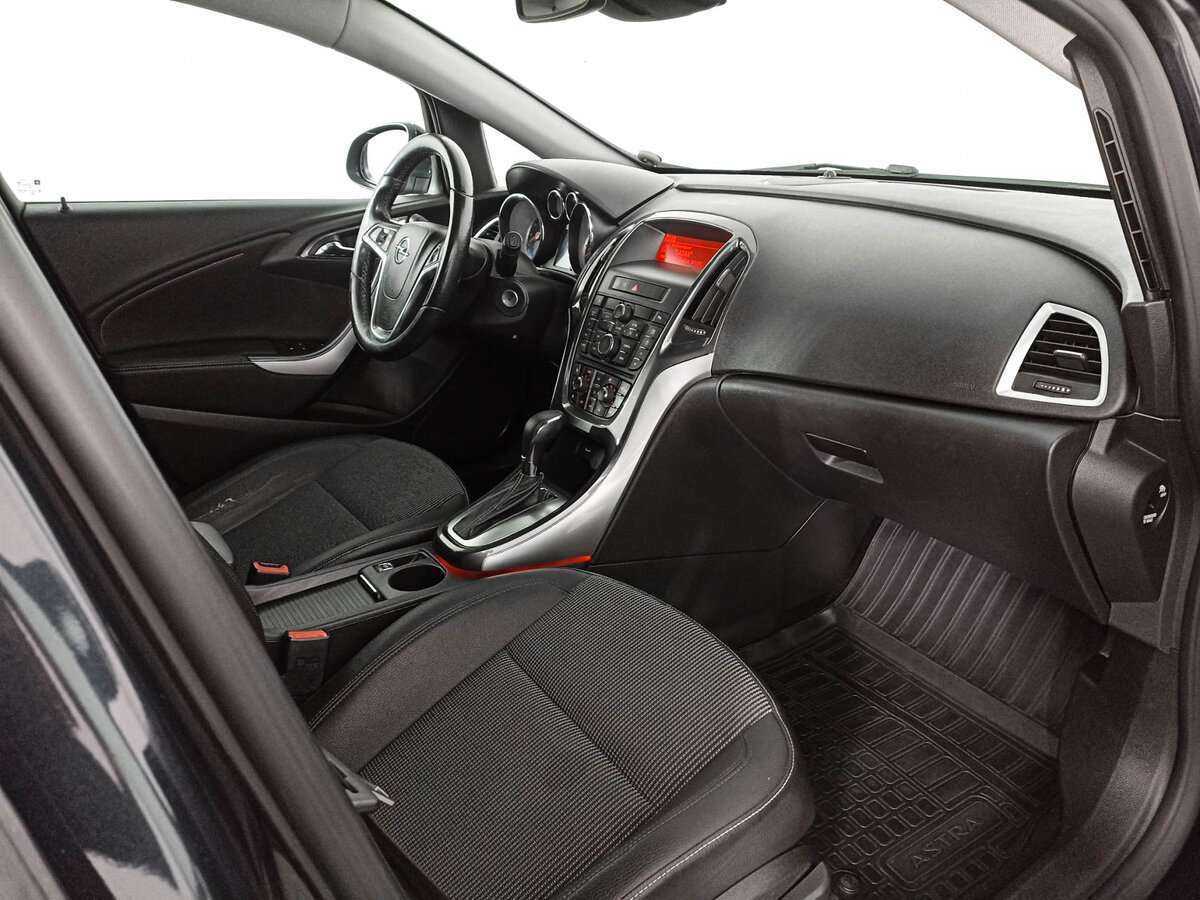 Купить Opel Astra, 2012, 171 000 км, фото №9