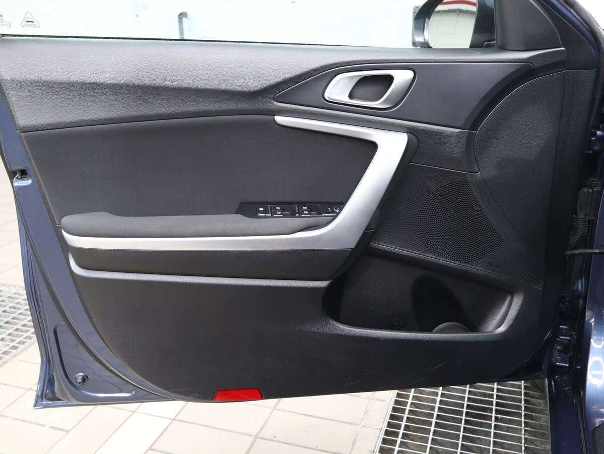 Купить Kia Ceed, 2018, 93 000 км, фото №6